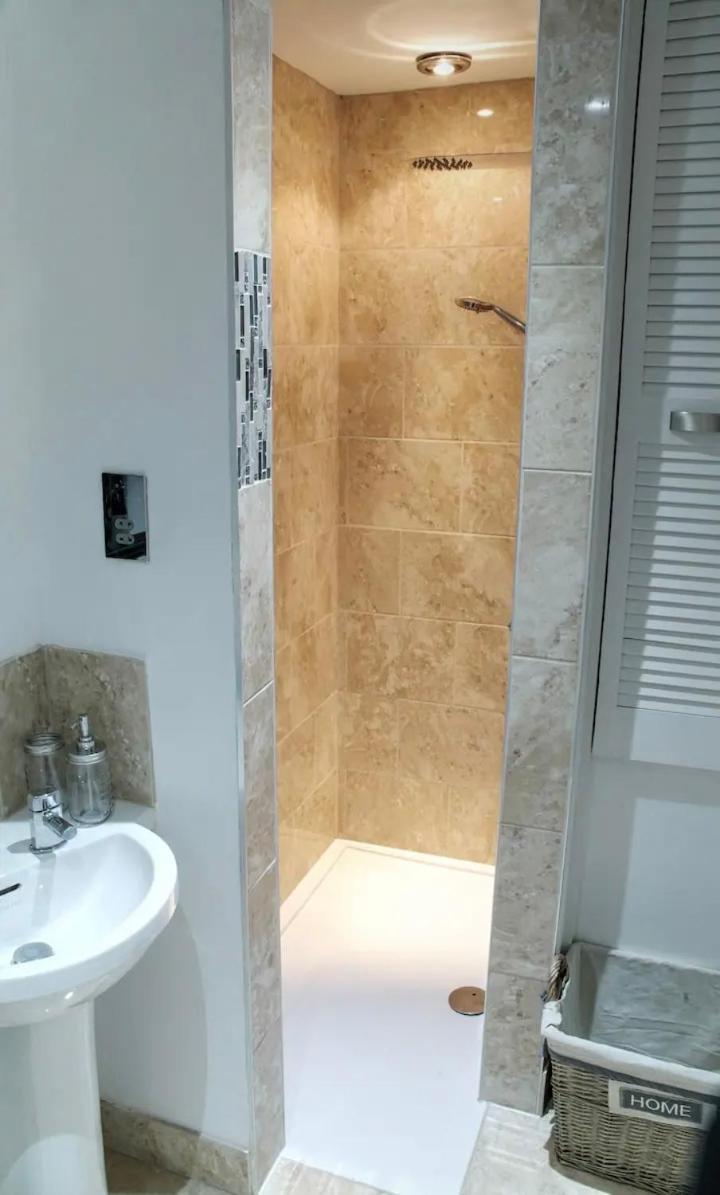 Queensgate Holiday Apartment , Beverley With Parking מראה חיצוני תמונה
